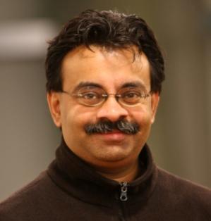 <b>Venkat Anantharam</b> - Mugshot-08-comp