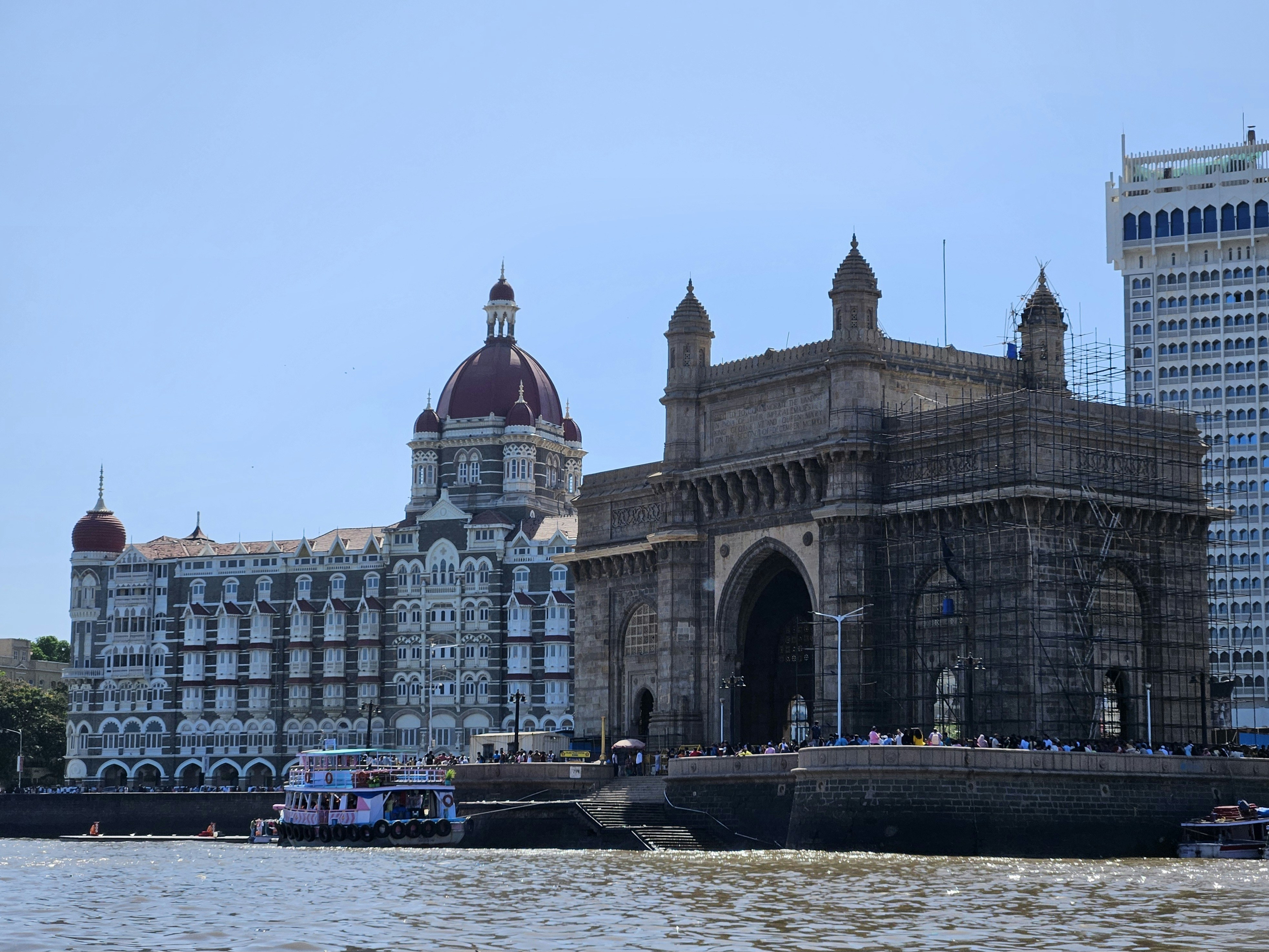Gateway of India & Taj Mahal Palace
