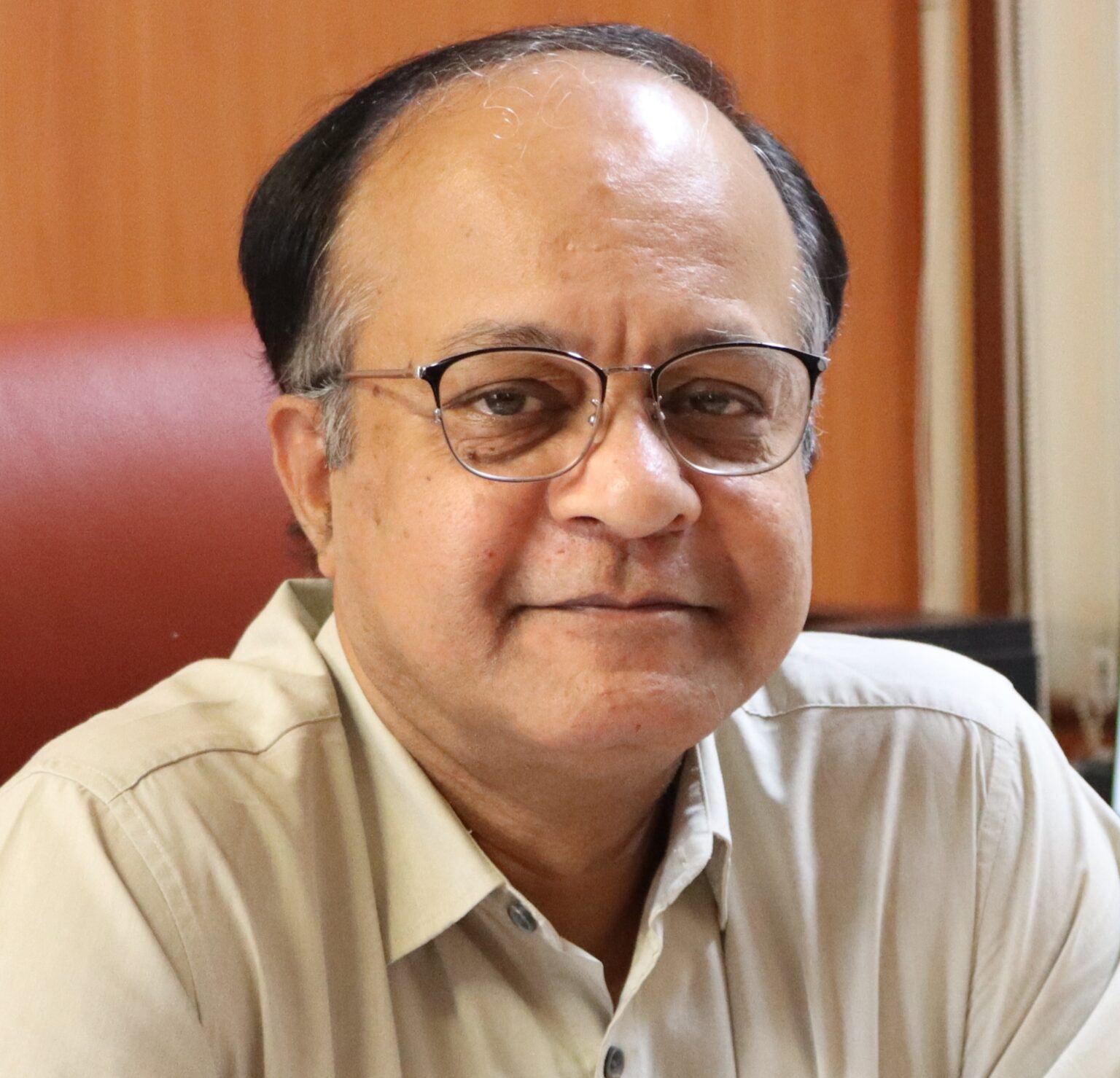 Faculty_profile-1536x1479.jpg
